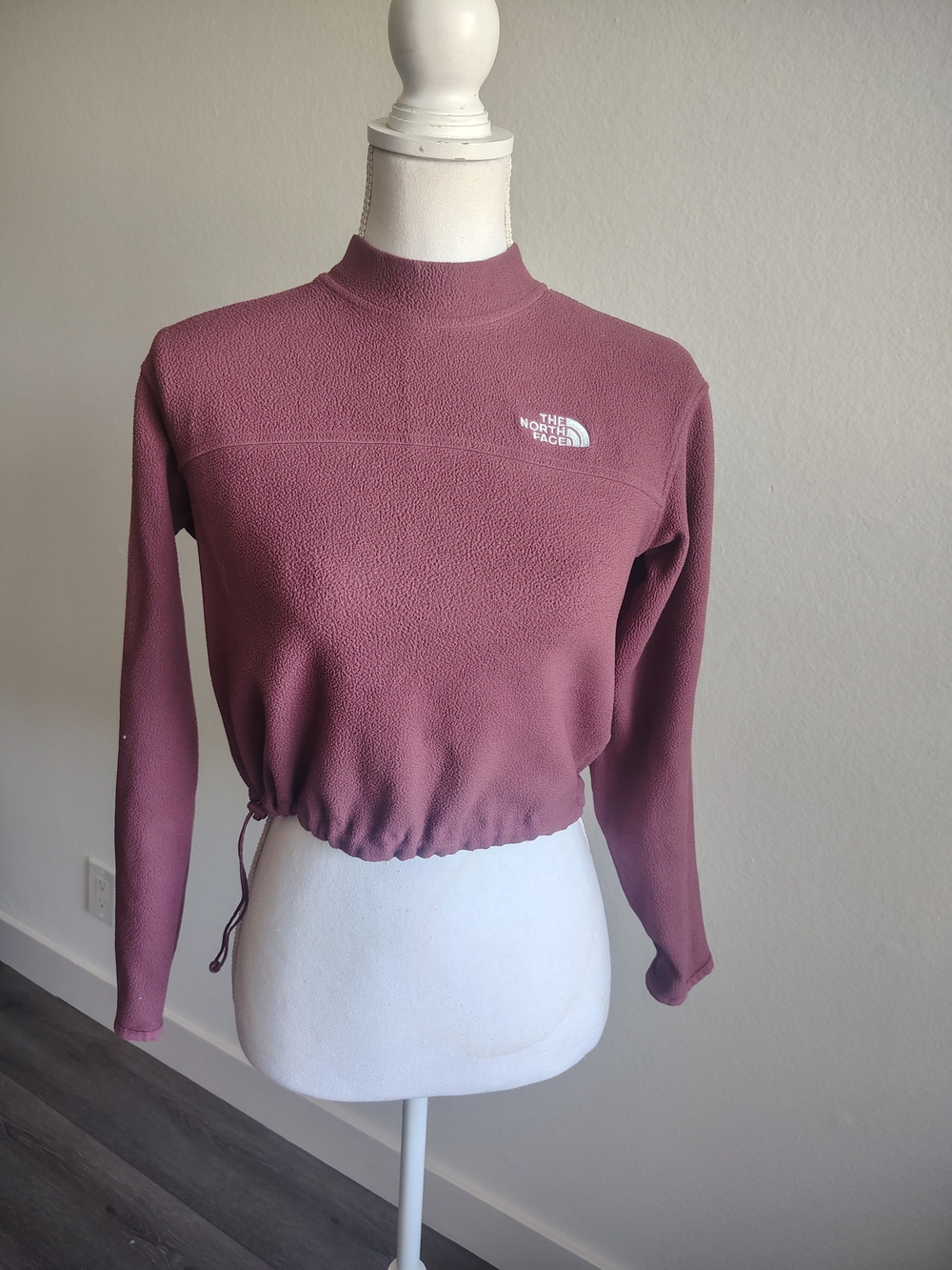 The North Face Women's Dusty Mauve Cropped Fleece Pullover Size X Small